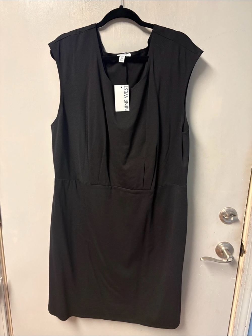 Nine West Black Sleeveless Sheath Dress size 2x -NEW